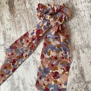Mauve Floral Vintage Ribbon Bow Scrunchie